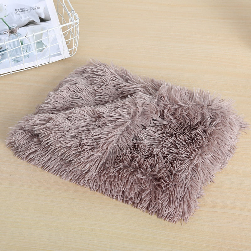 Fluffy Plush Dog Blanket Pet Sleeping Mat Cushion Mattress Extra Soft Warm Pet Throw Blankets for Small Medium Large Dogs & Cats